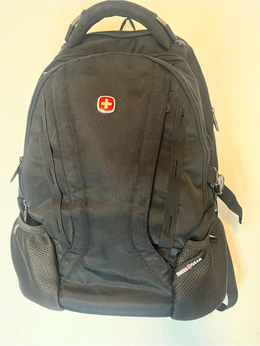 SwissGear Black and Red Logo Travel Backpack Excellent condition